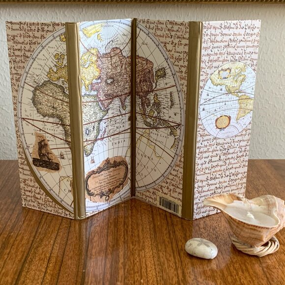 BURNES Folding Tabletop Trifold Collage Picture Frame Holds 7 Photos World Map - Picture 2 of 9